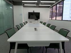 Clemenceau Avenue (D9), Office #454786821